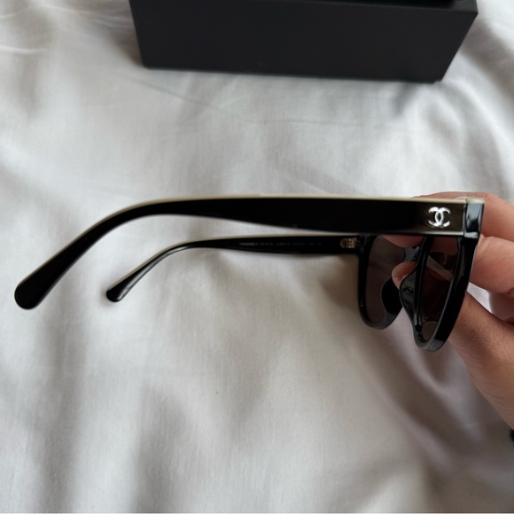 Chanel Ch5414-A C534/3 Brow Logo Sunglasses - Picture 6 of 8